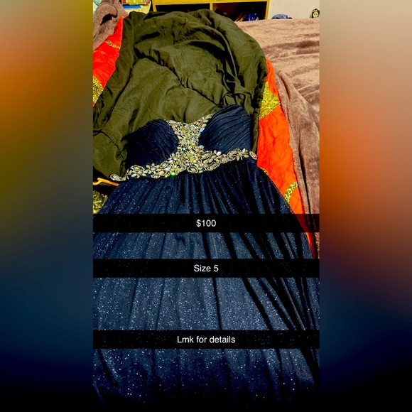 Prom dress size 5 brand new worn once for 25 minutes - Picture 1 of 1